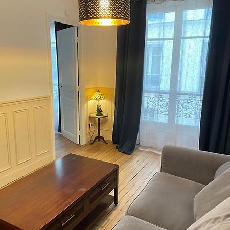 פריז Joli Appartement Haussmannien 1900 Belle Epoque מראה חיצוני תמונה