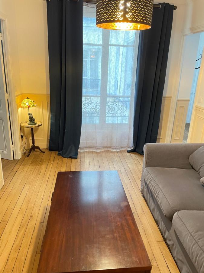 פריז Joli Appartement Haussmannien 1900 Belle Epoque מראה חיצוני תמונה